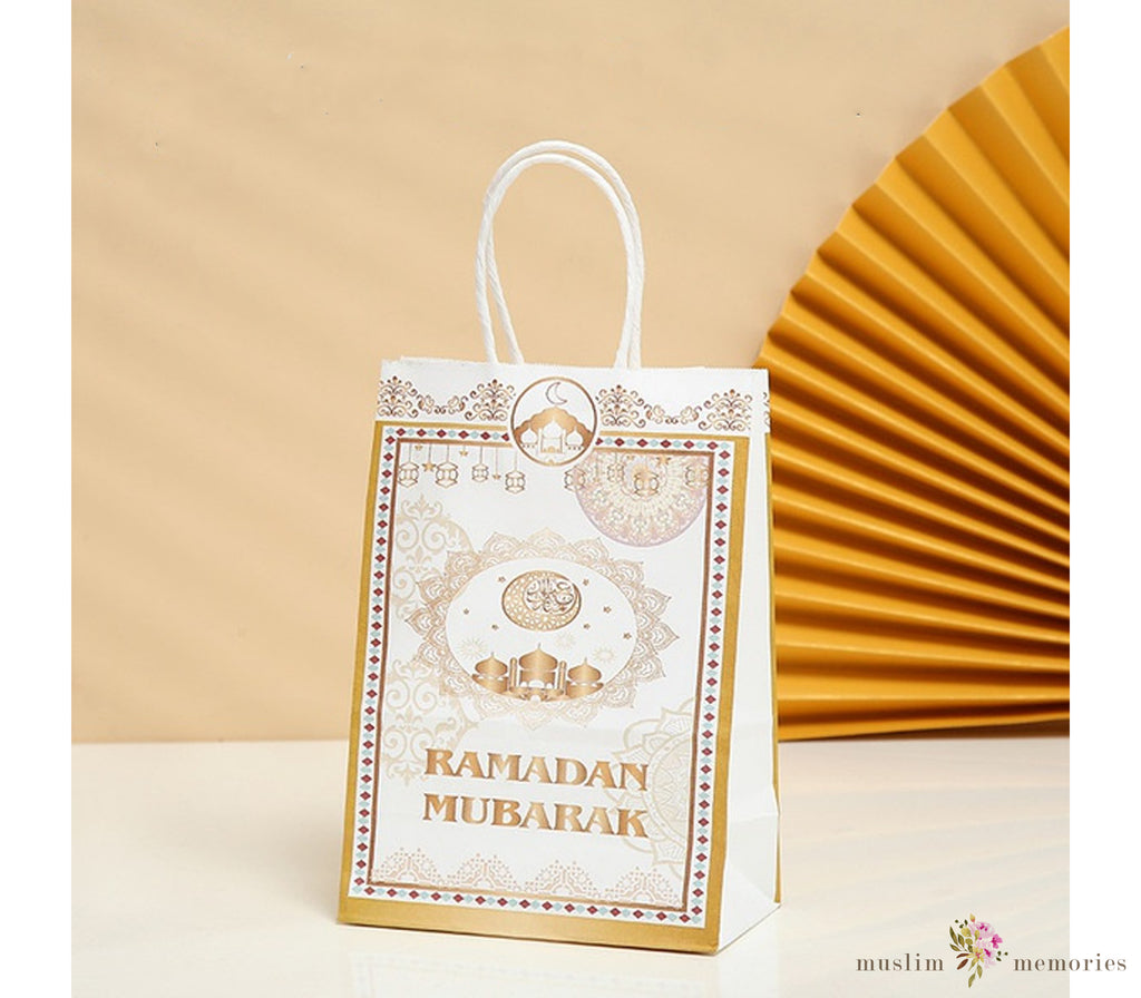 Ramadan Mubarak Paper Gift/Goody Bags Set of 8 (Small) Muslim Memories